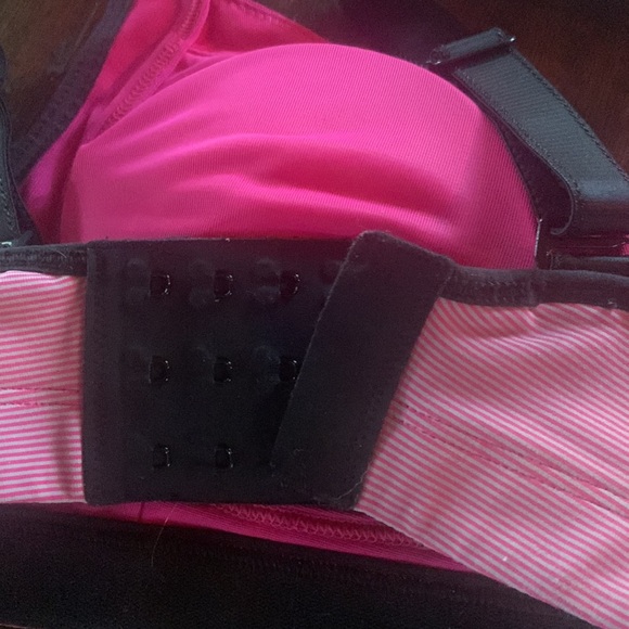 Lululemon ta ta tamer - Picture 6 of 7